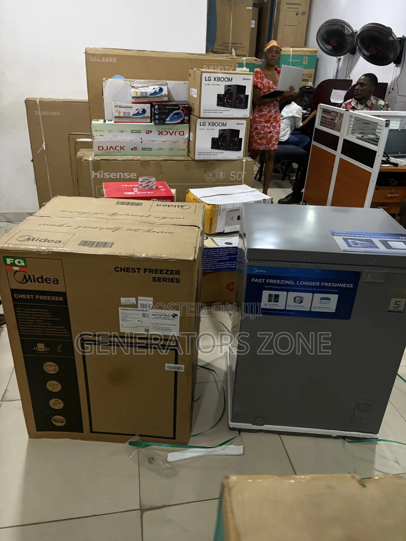Midea 142L Chest Freezer With 100 Hours Frozen Retention