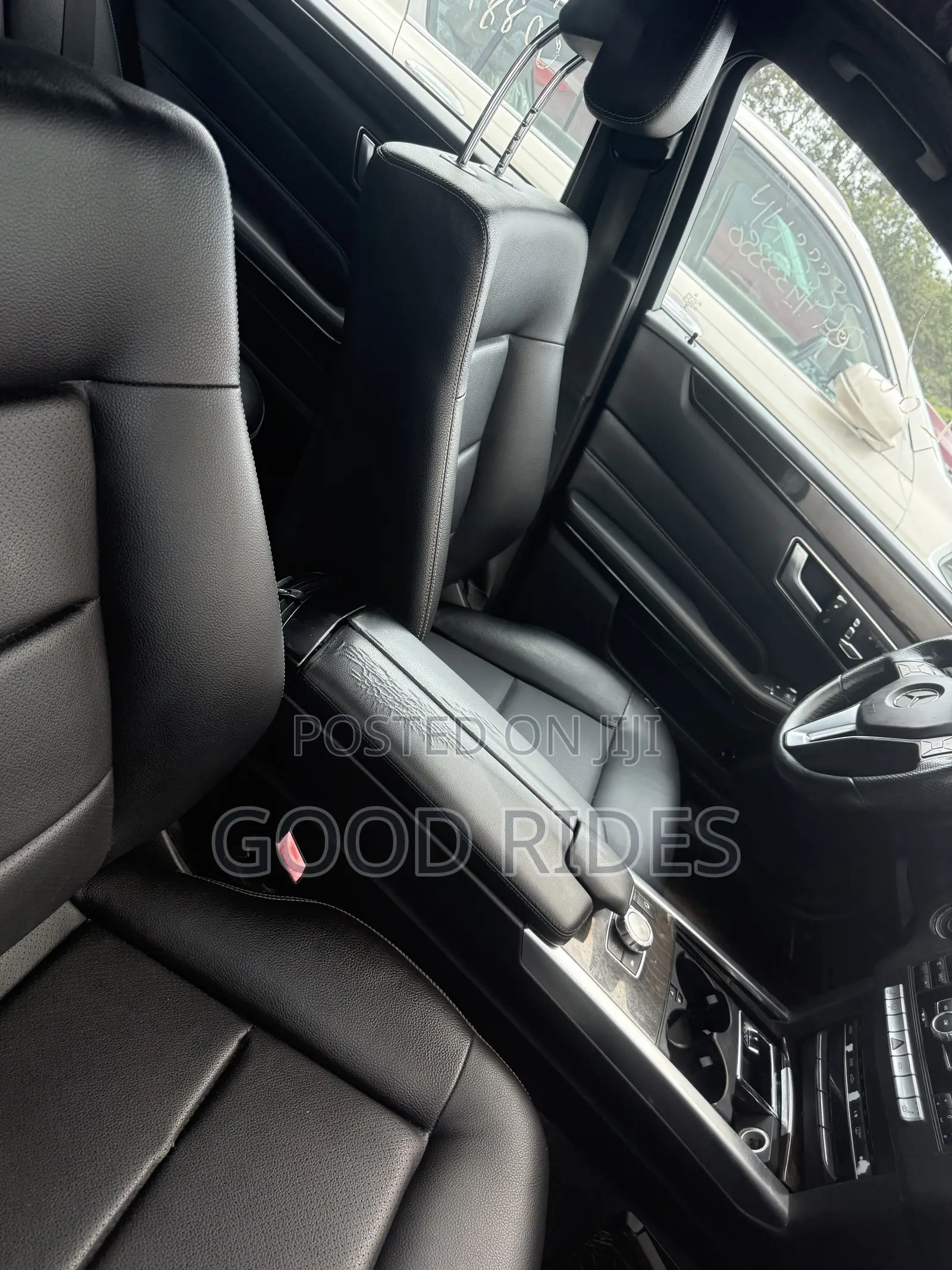 Mercedes-Benz E350 Base 4Matic Sedan AWD (3.5L 6cyl 7A) 2014 White