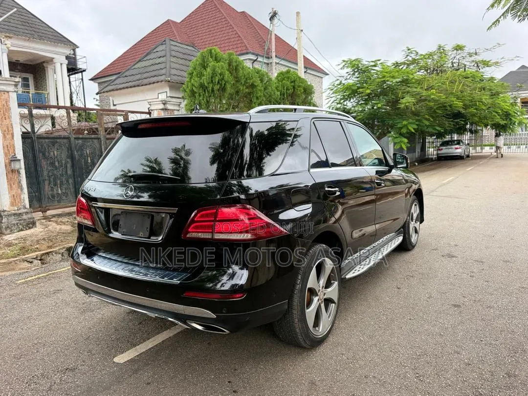 Mercedes-Benz GLE-Class 2017 Black