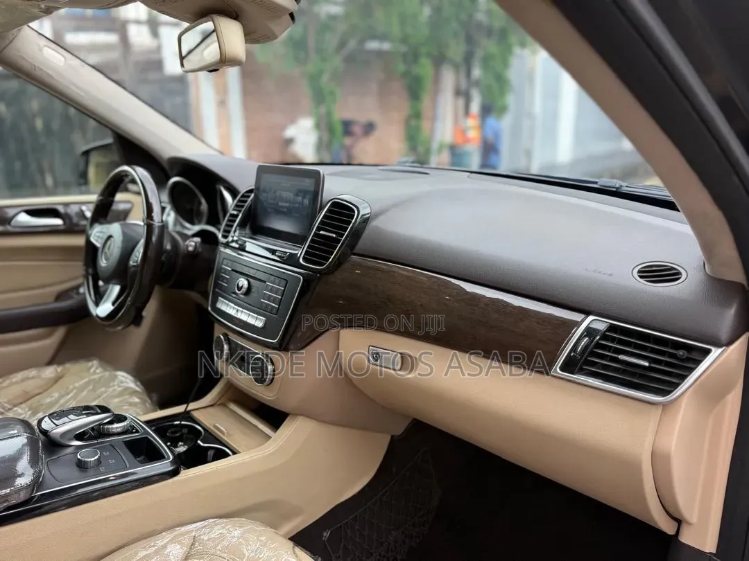 Mercedes-Benz GLE-Class 2017 Black
