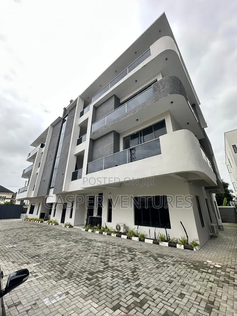 3bdrm Apartment in Chris Madueke, Lekki Phase 1 for sale