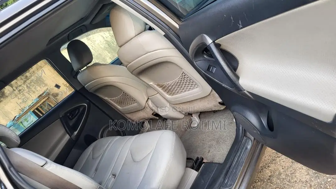 Toyota RAV4 3.5 Limited 2010 Brown