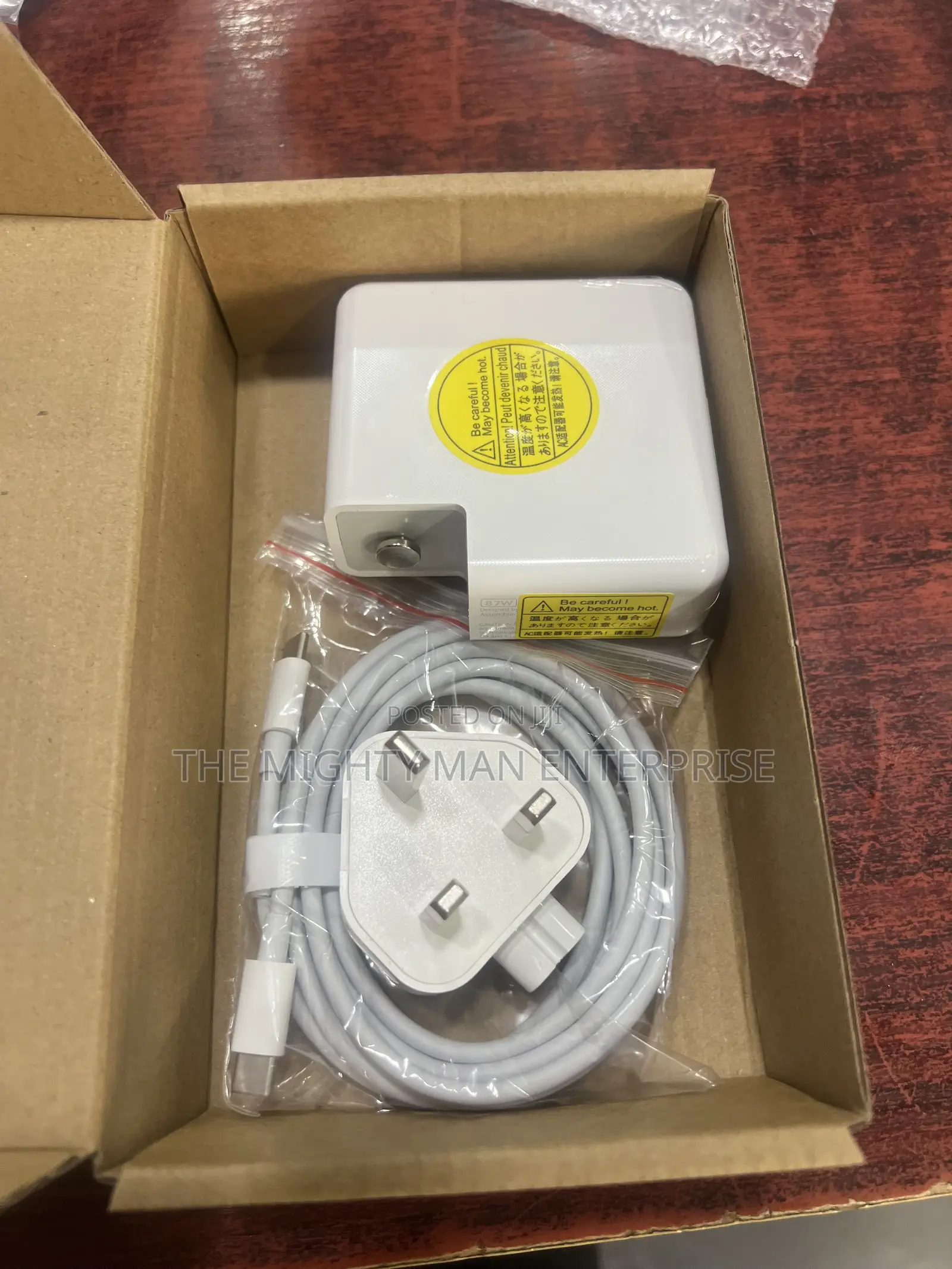 MacBook 87W Charger Type C