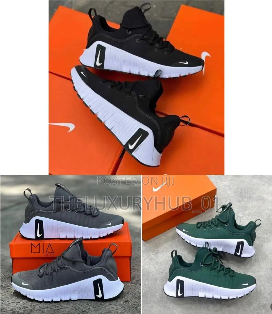 Nike Free Running Sneakers