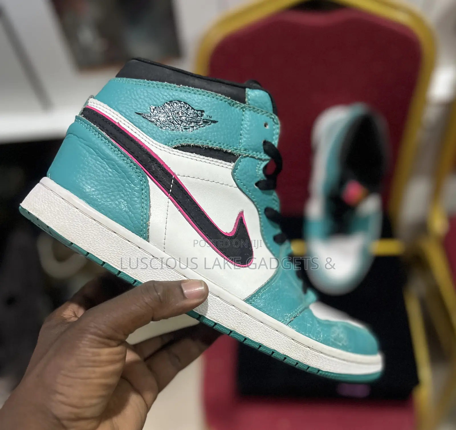 Authentic Nike Mid Air Jordan 1 Sneakers