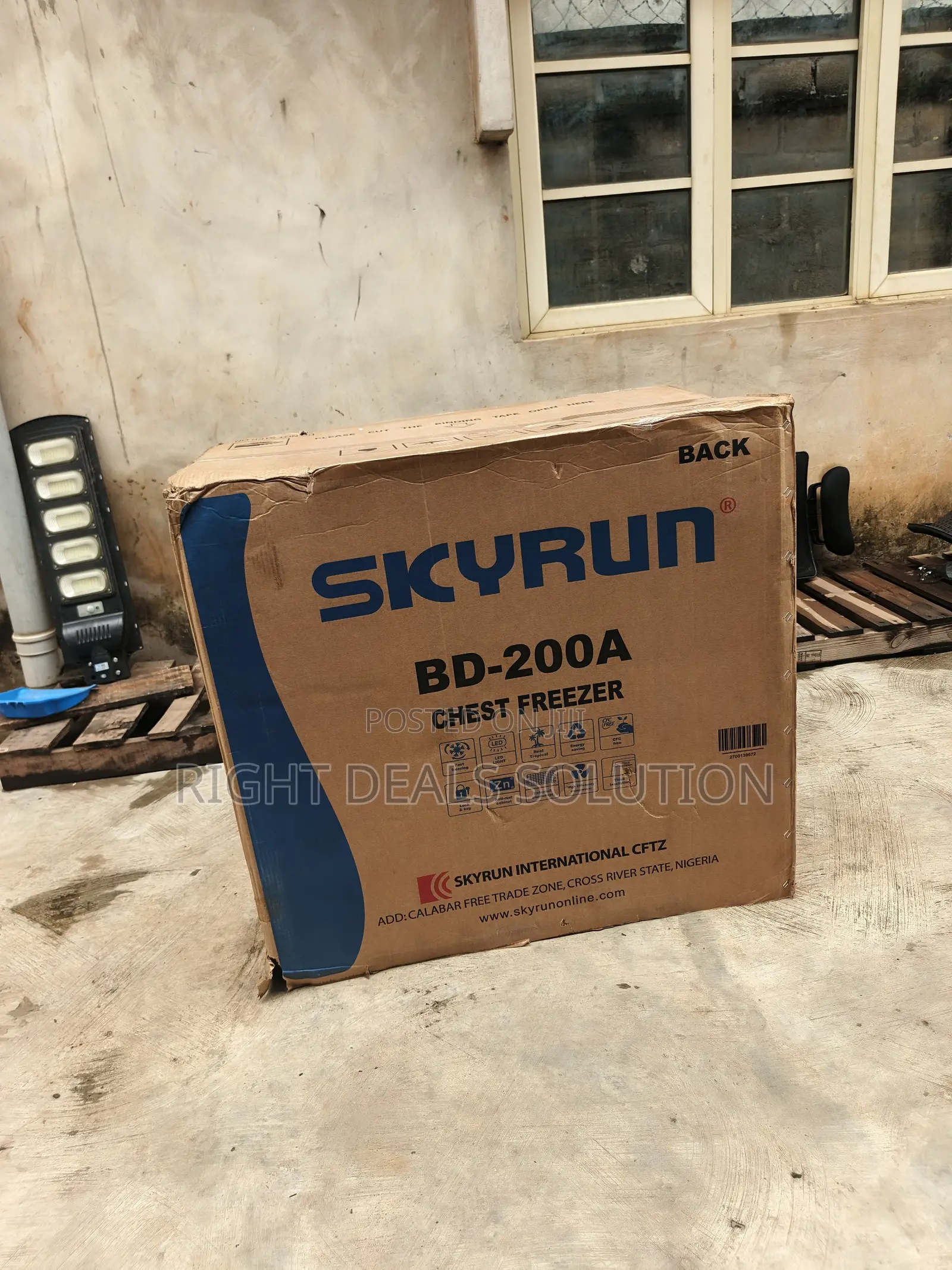 Get Extra Freezer Capacity With SKYRUN BD 200A Chest Freezer