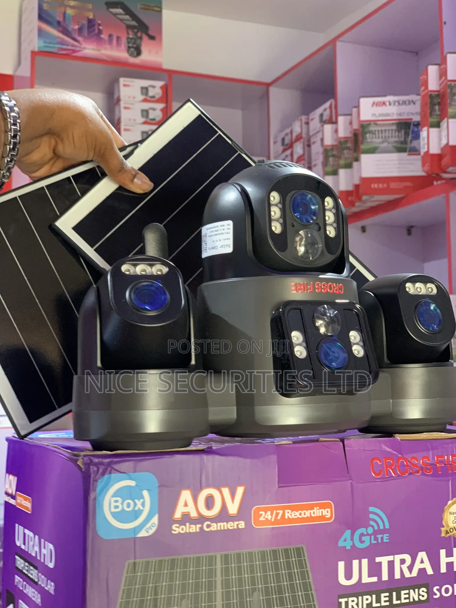 Triple Lens Ultra HD AOV Solar PTZ Camera