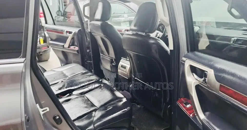 Lexus GX 2023 Gray