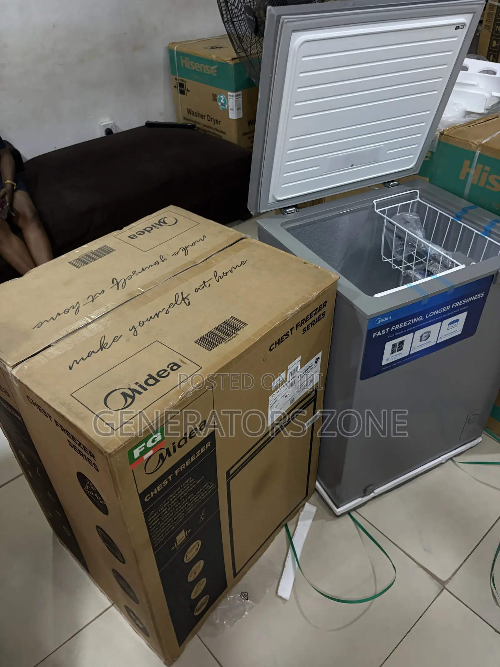 Midea 142L Chest Freezer With High-Speed Freezing