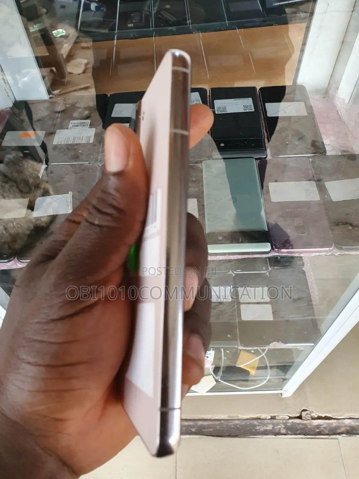 Samsung Galaxy S22 5G 128 GB Gold