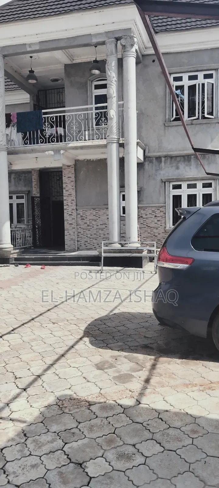 3bdrm Apartment in Amac Housing Estate, Lugbe District for rent