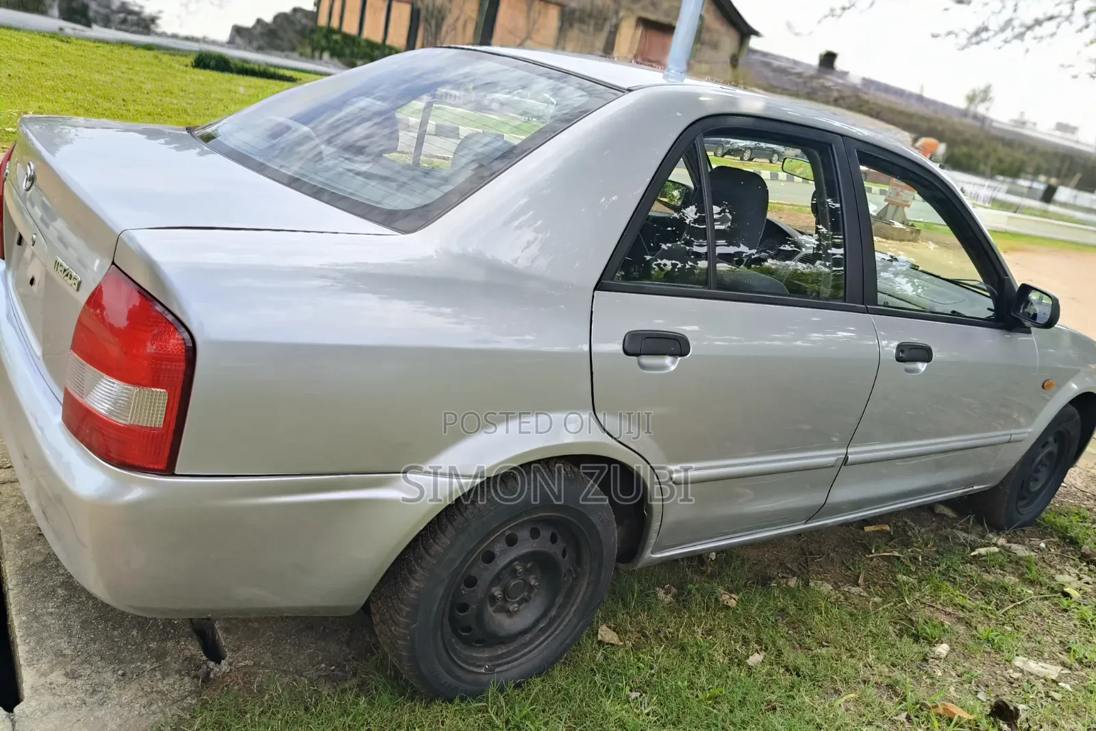 Mazda 323 1.6 2002 Silver