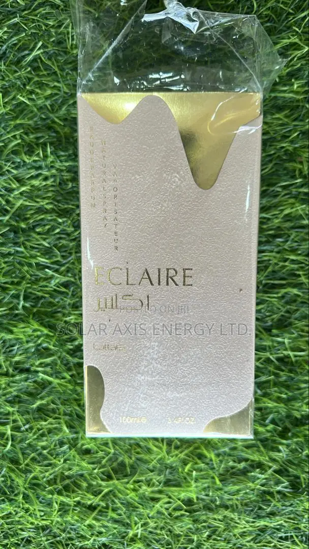 Lattafa Eclaire