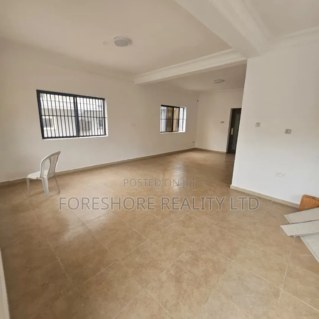 5bdrm Duplex in Cmd Road, Agboyi/Ketu for rent