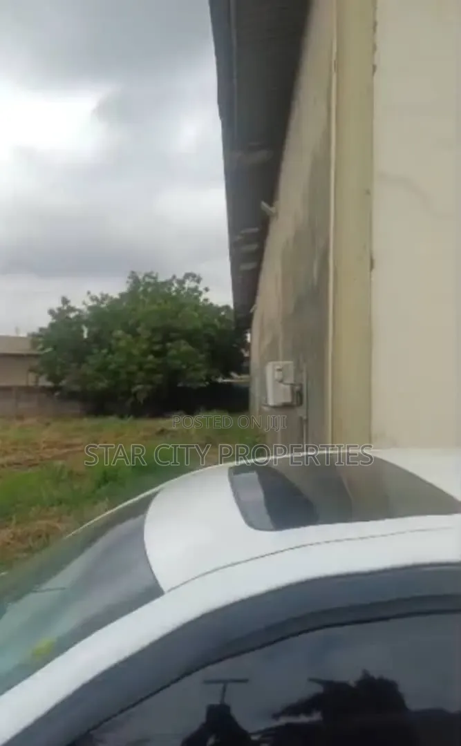 *2 Bay Warehouse on Land Size of 4,400sqm a Corner Piece for Developt