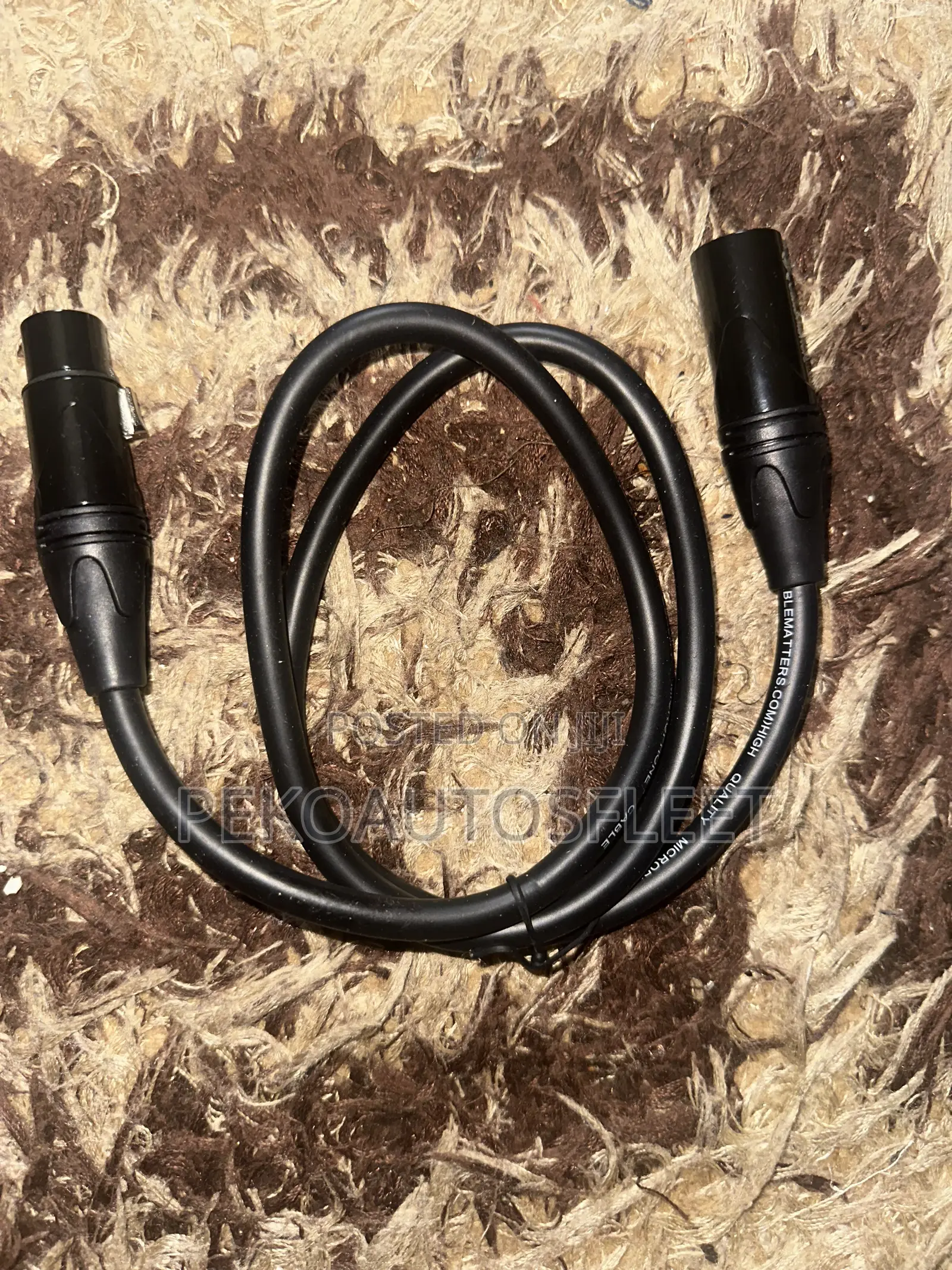 Cable Matters 3-Pin XLR Male-to-Female Professional Microphone Cable