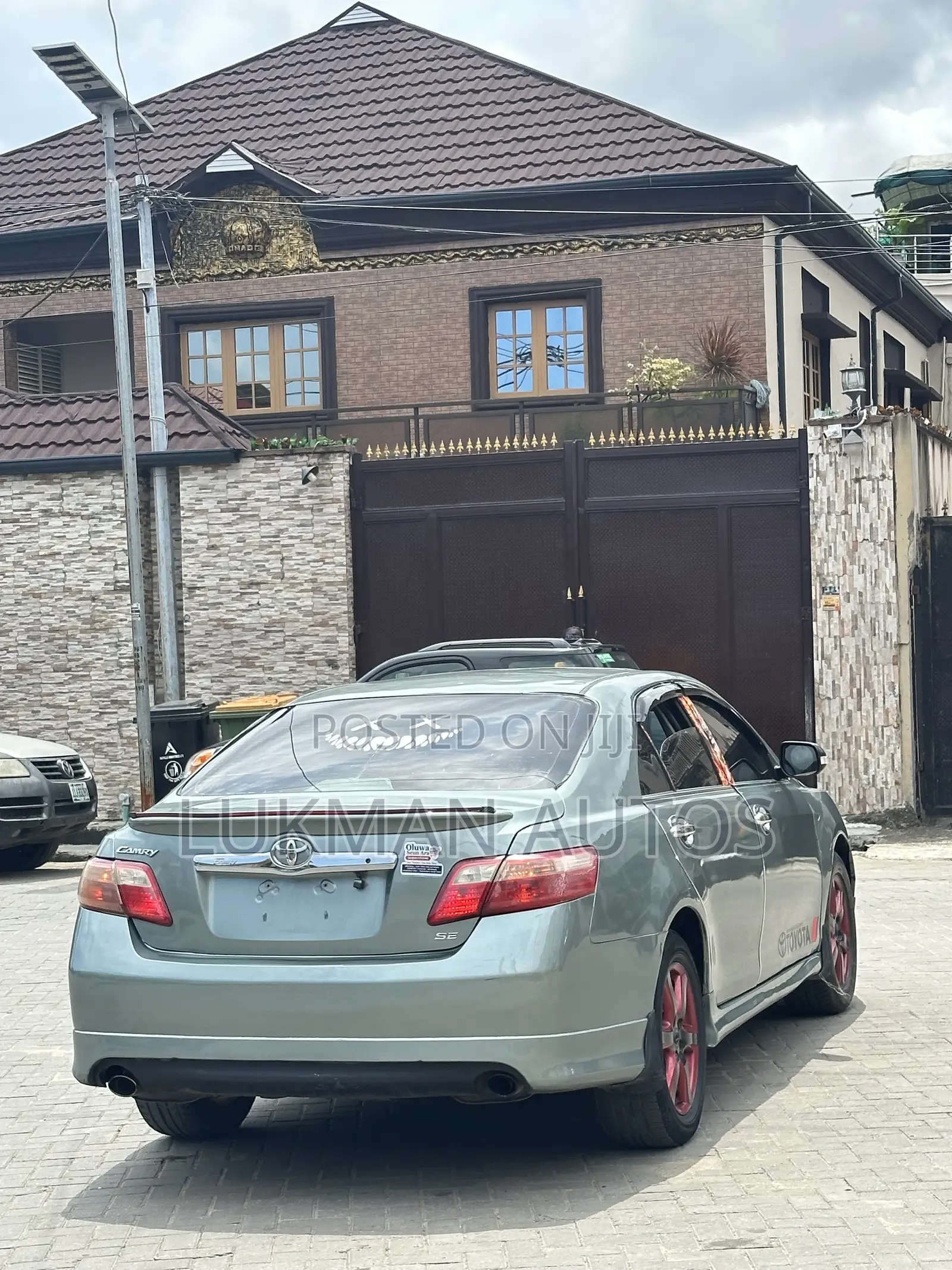 Toyota Camry SE V6 4dr Sedan (3.5L 6cyl 6AM) 2008 Gray
