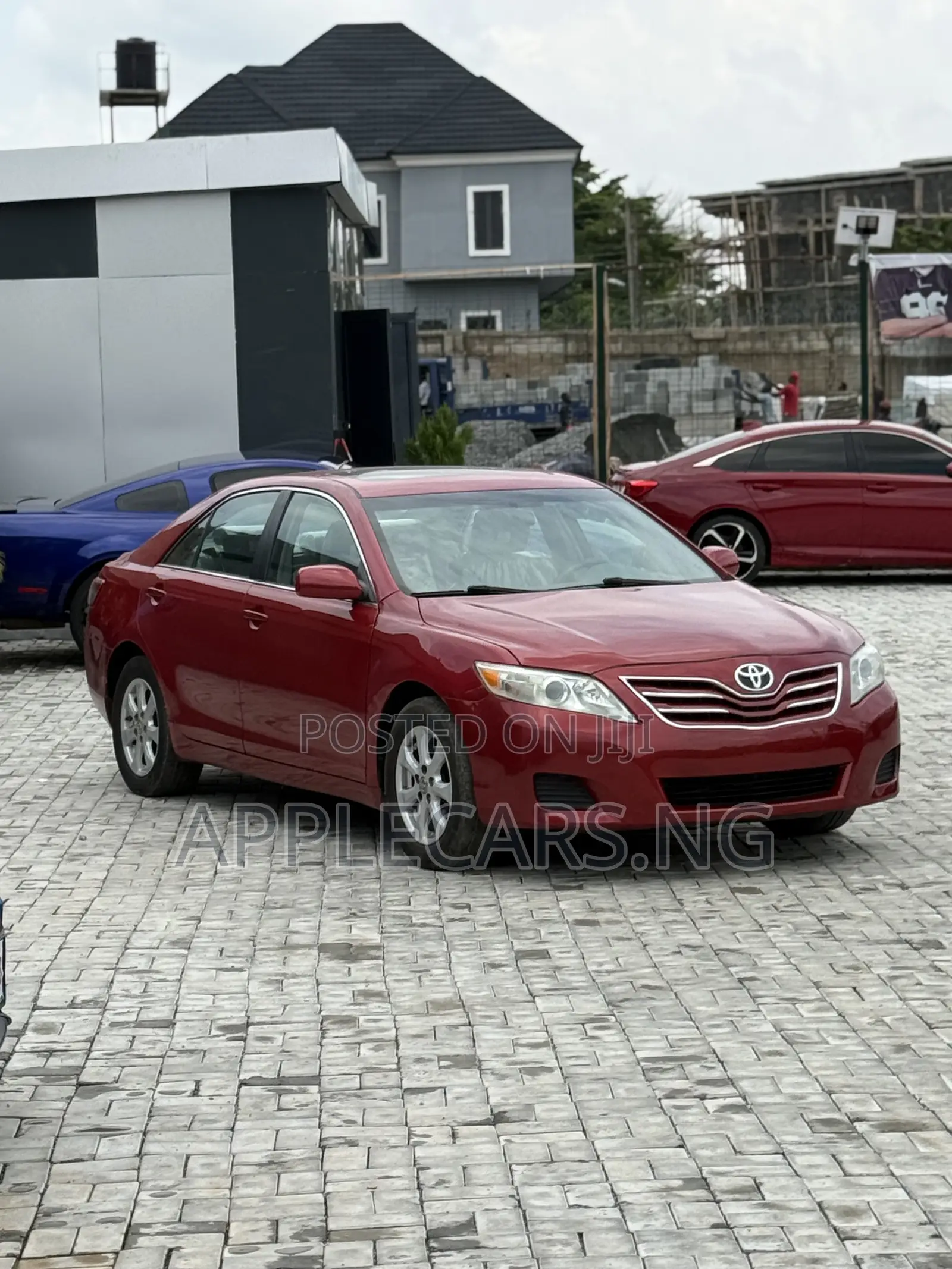 Toyota Camry LE 4dr Sedan (2.5L 4cyl 6AM) 2010 Red