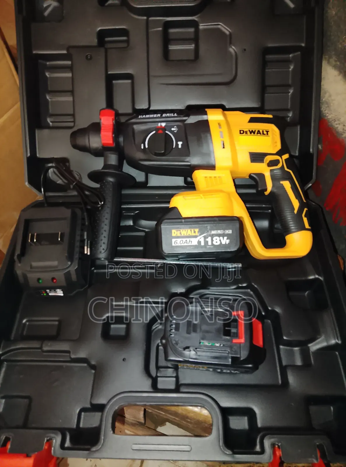 DeWalt Battery Hammer Machine