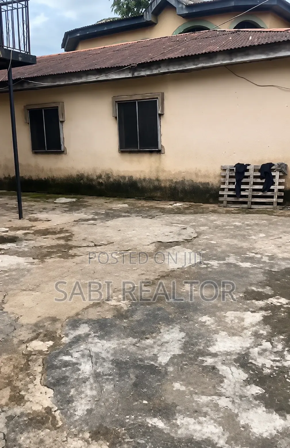 Furnished 2bdrm Block of Flats in Igando / Ikotun/Igando for sale