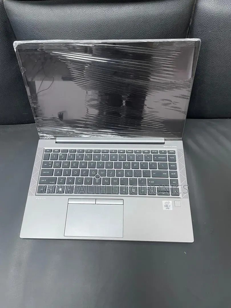 Laptop HP ZBook Firefly 14 G7 32GB Intel Core i7 SSD 256GB