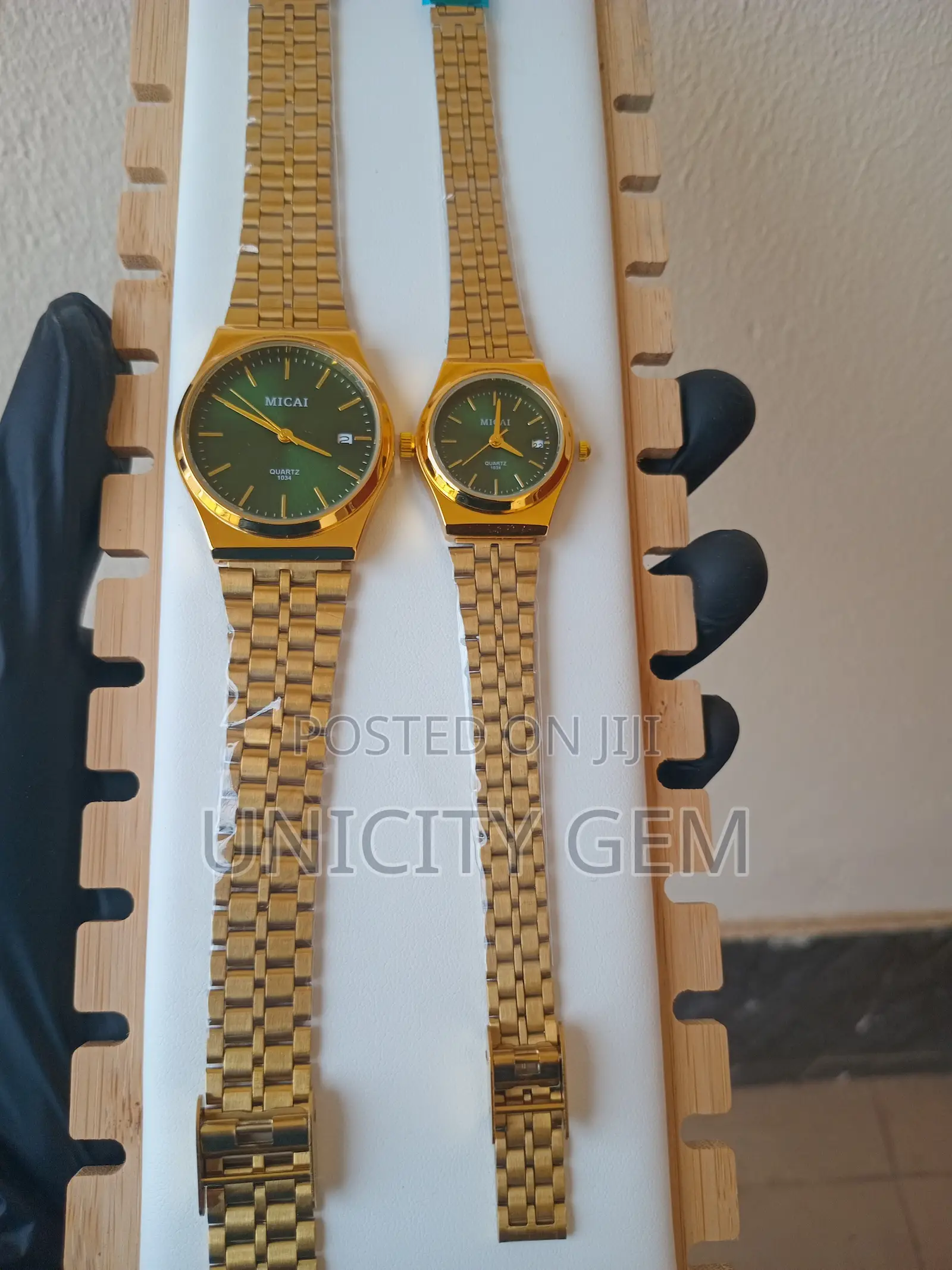 Premium Couples Wristwatch