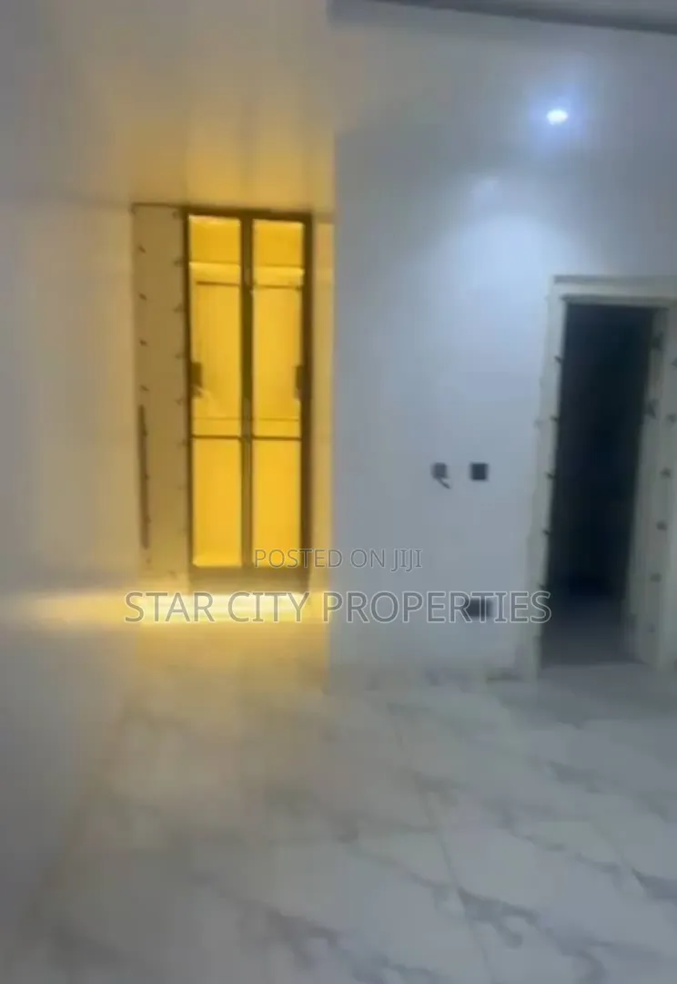 3bdrm Apartment in Ogudu Gra Lagos for rent