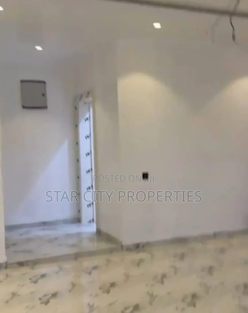3bdrm Apartment in Ogudu Gra Lagos for rent