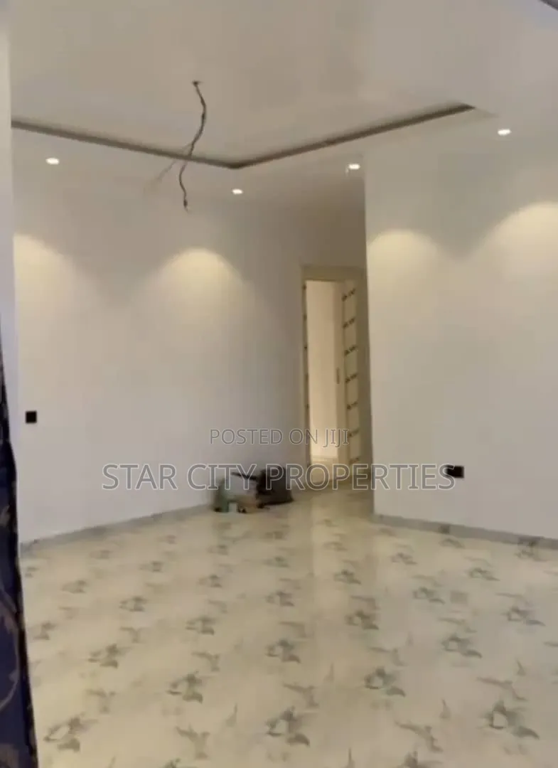 3bdrm Apartment in Ogudu Gra Lagos for rent