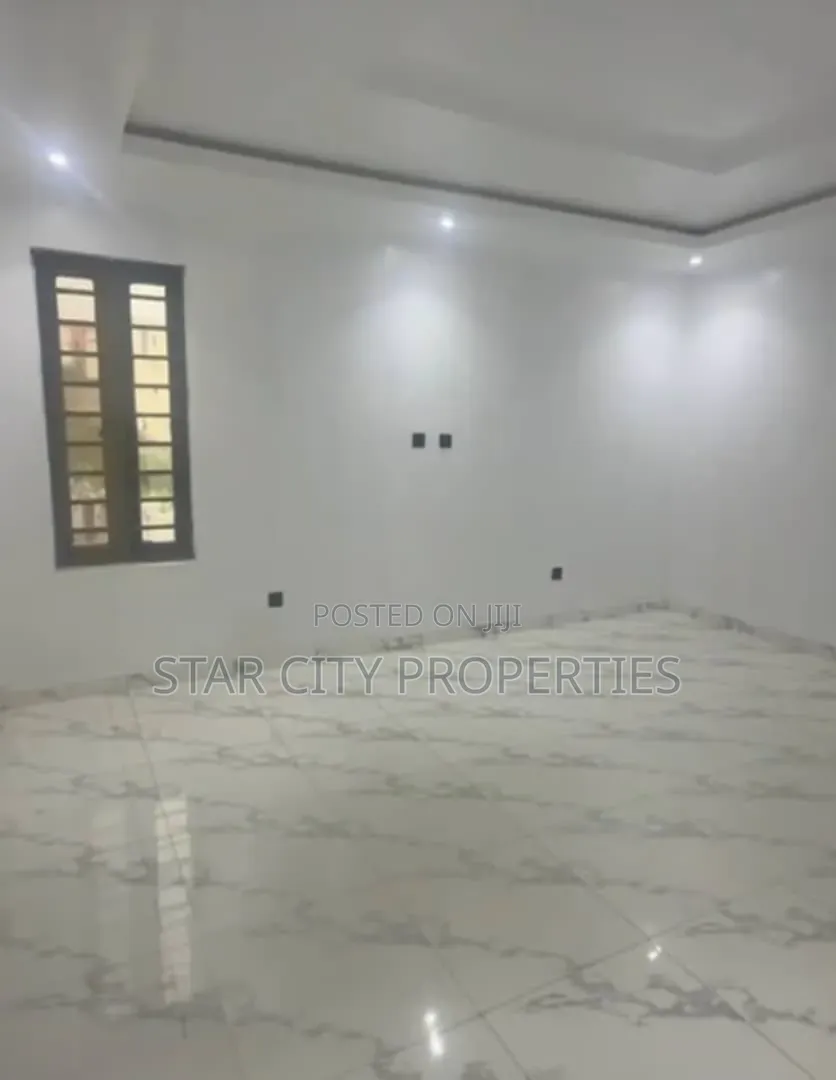 3bdrm Apartment in Ogudu Gra Lagos for rent