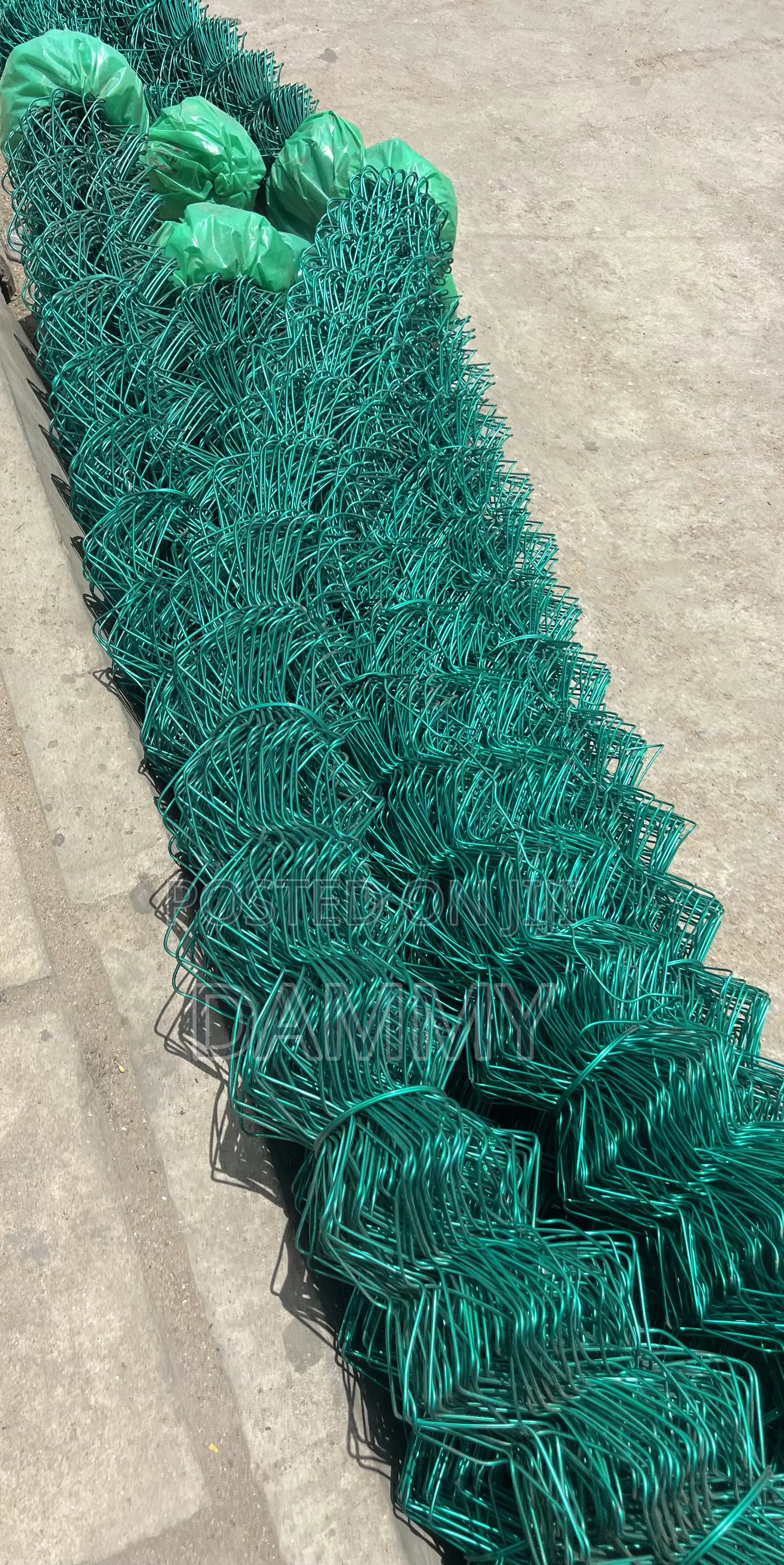 Green PVC-coated Chain-Link Fence Wire Mesh