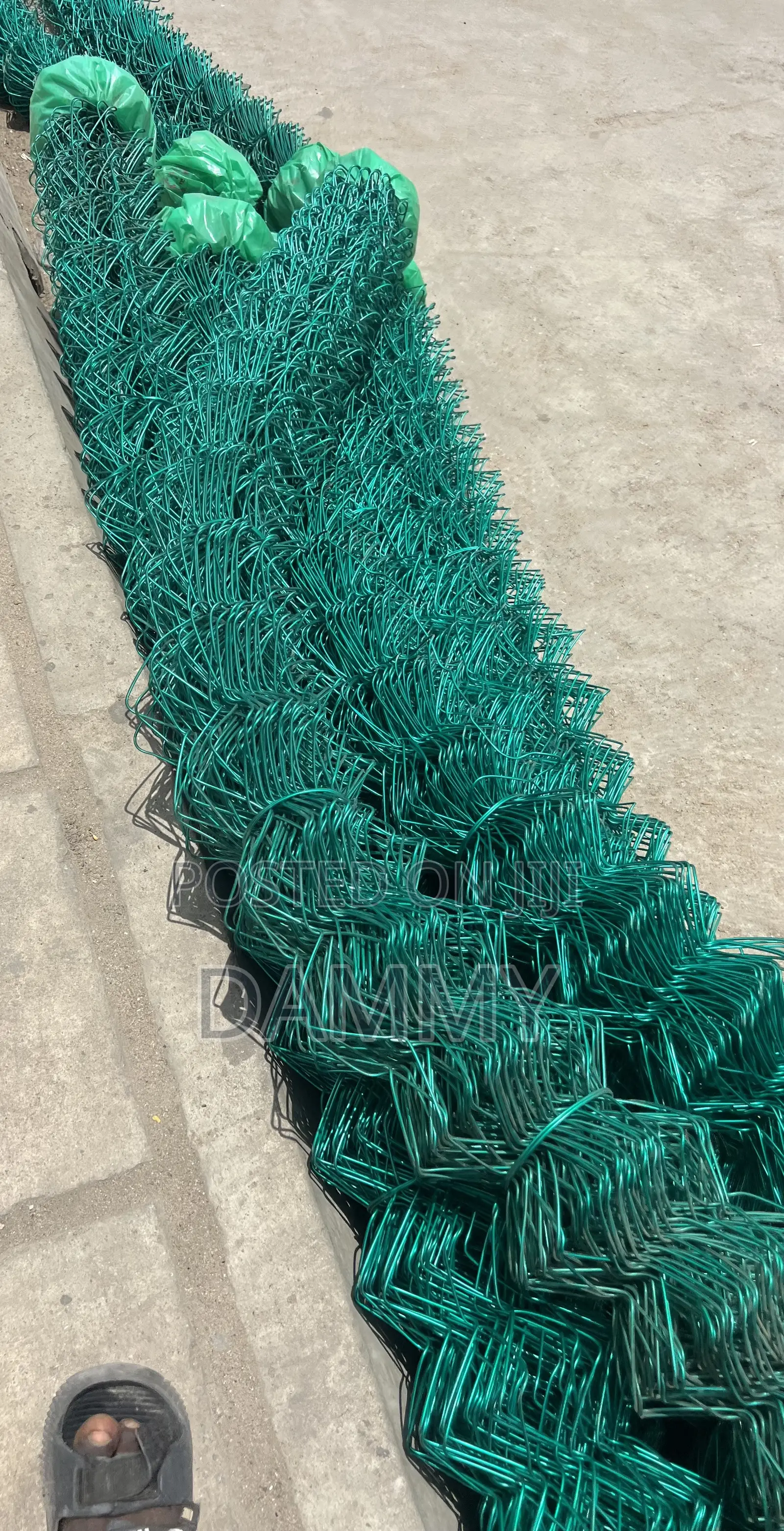 Green PVC-coated Chain-Link Fence Wire Mesh