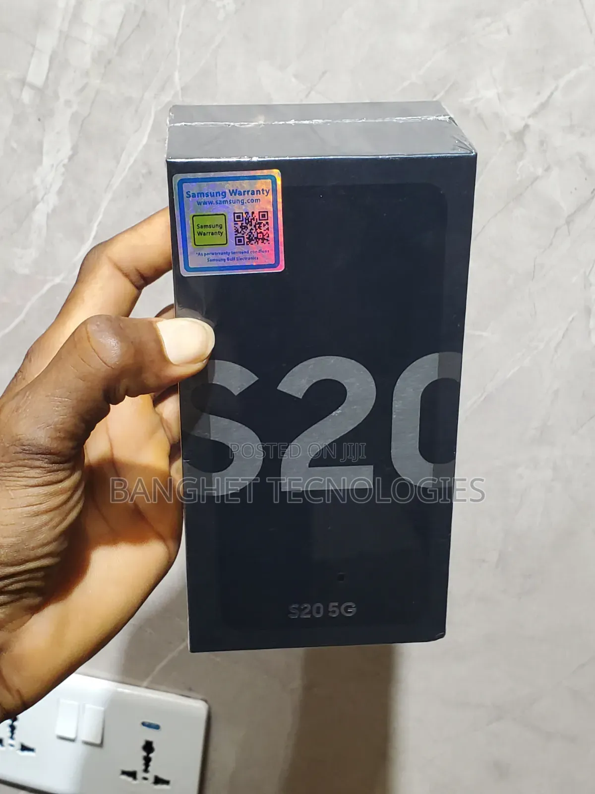 New Samsung Galaxy S20 128 GB Black