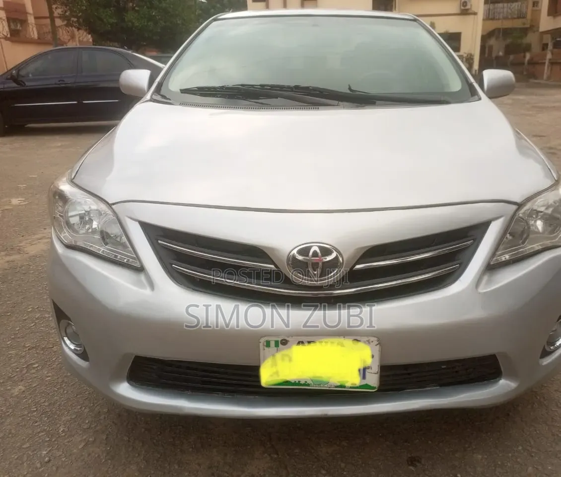 Toyota Alphard 2.4 Petrol FWD 2011 Silver