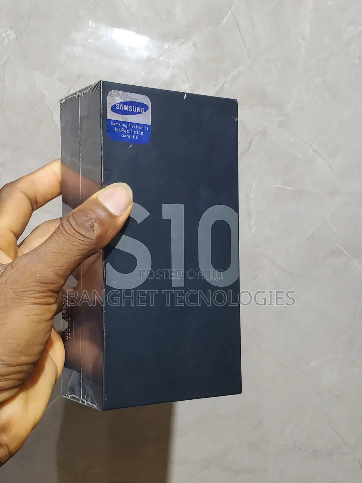 New Samsung Galaxy S10 128 GB Black