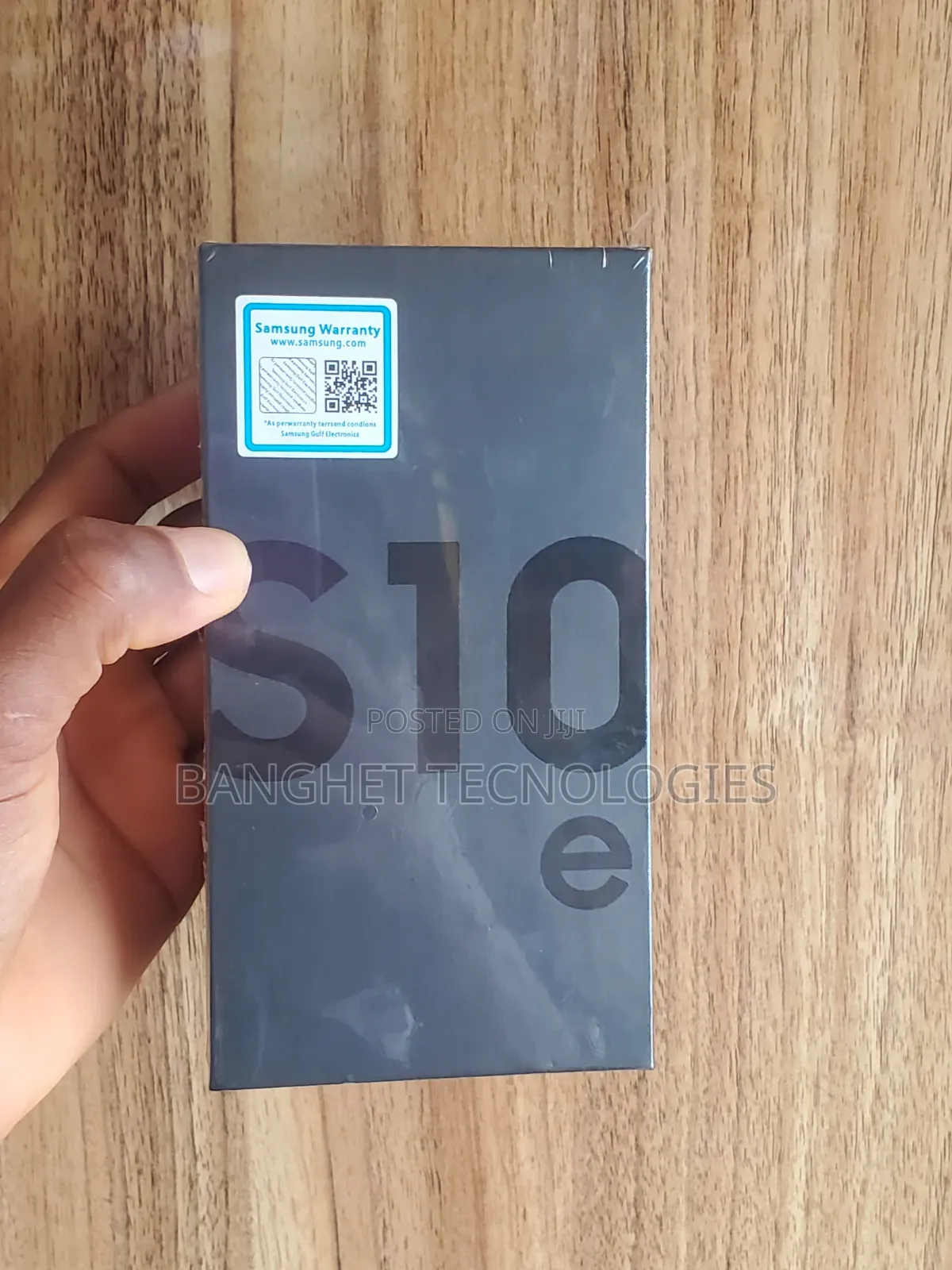 New Samsung Galaxy S10e 128 GB Black