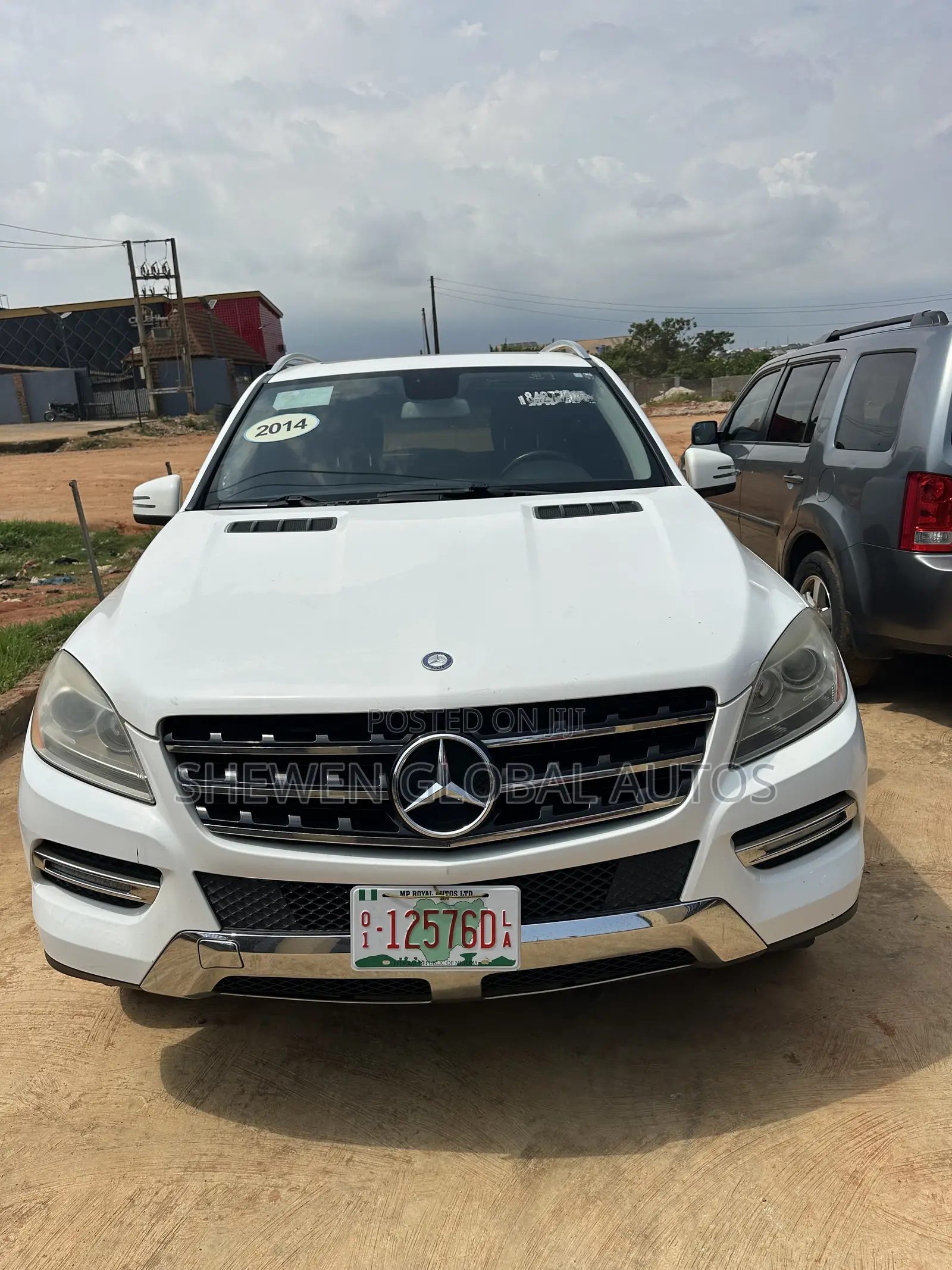 Mercedes-Benz M Class ML350 4dr SUV (3.5L 6cyl 7A) 2014 White