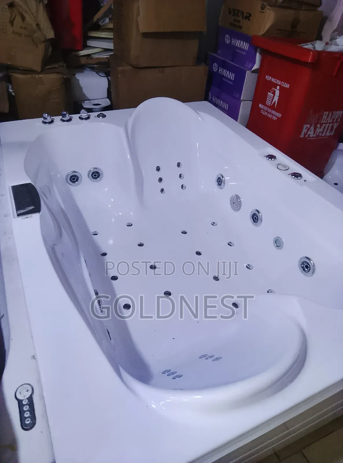 White Acrylic Whirlpool Jacuzzi Bathtub