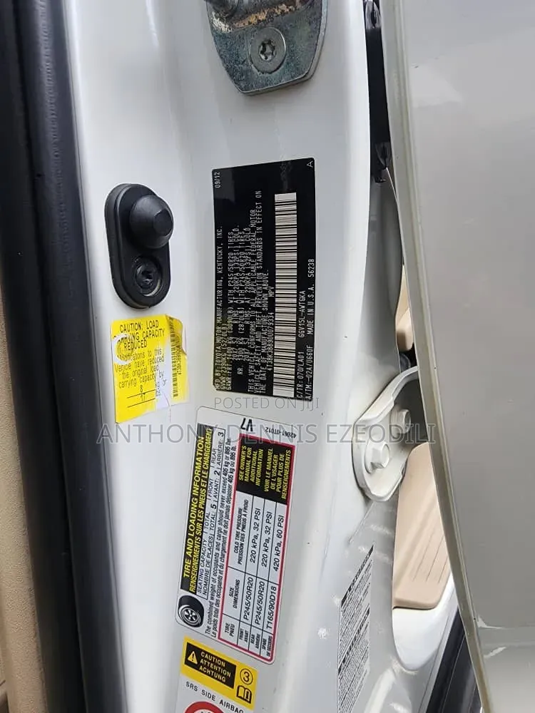 Toyota Venza Limited AWD V6 2013 White