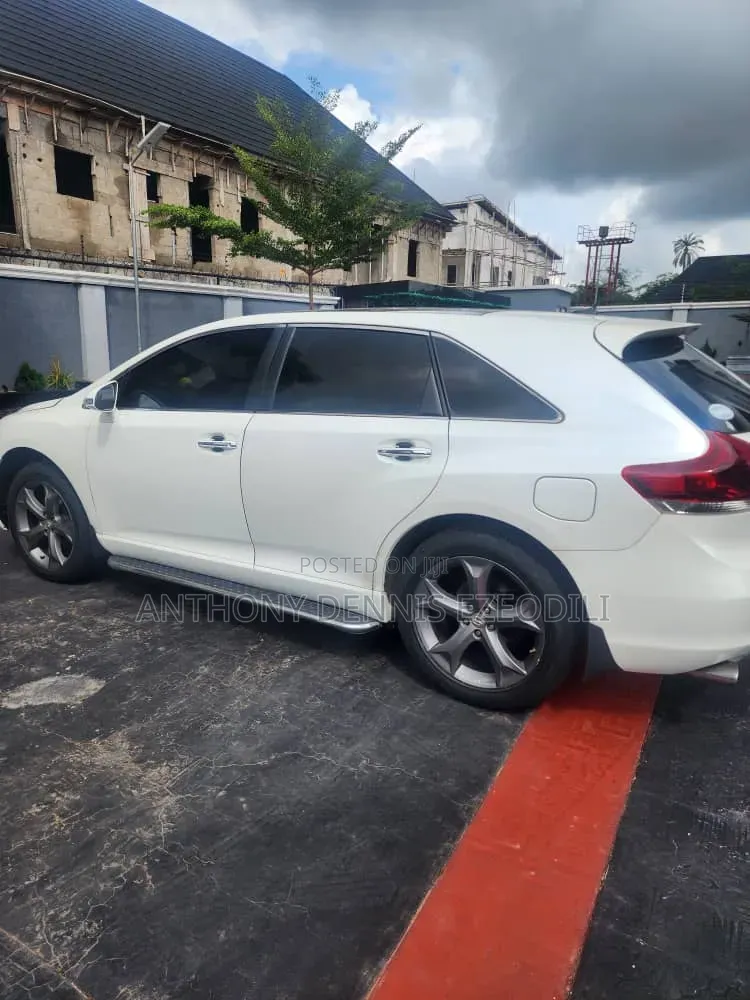 Toyota Venza Limited AWD V6 2013 White