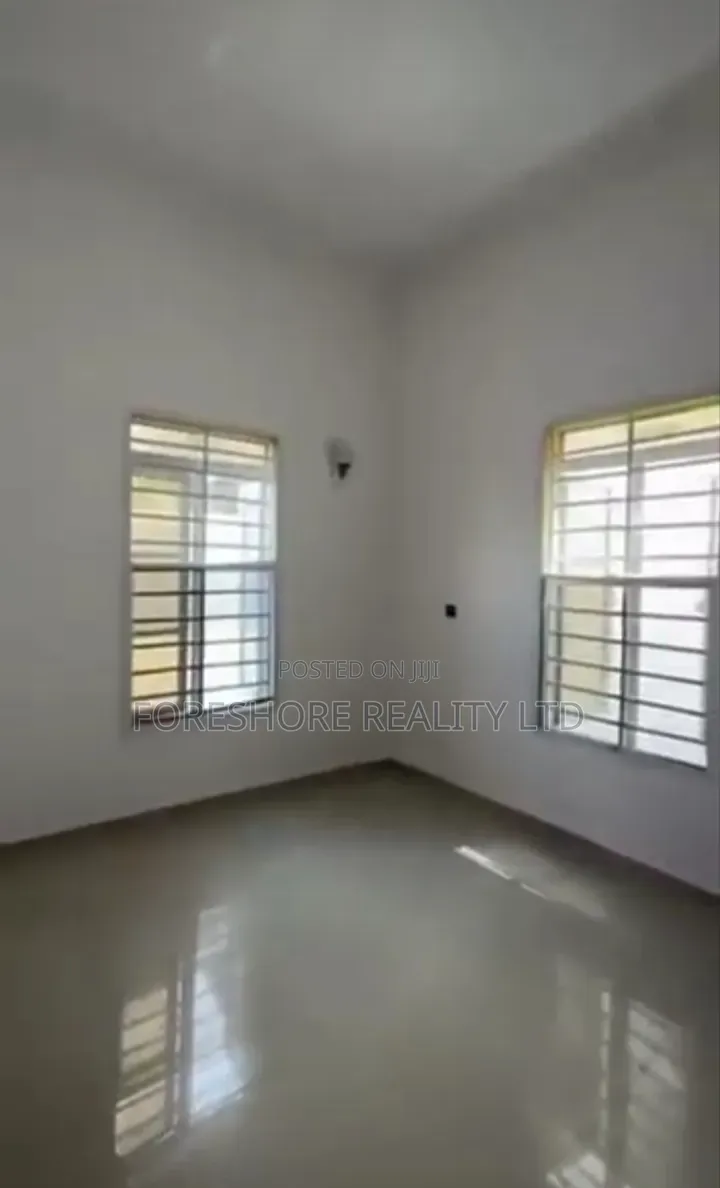 Studio Apartment in Lekki Phase 1 for rent