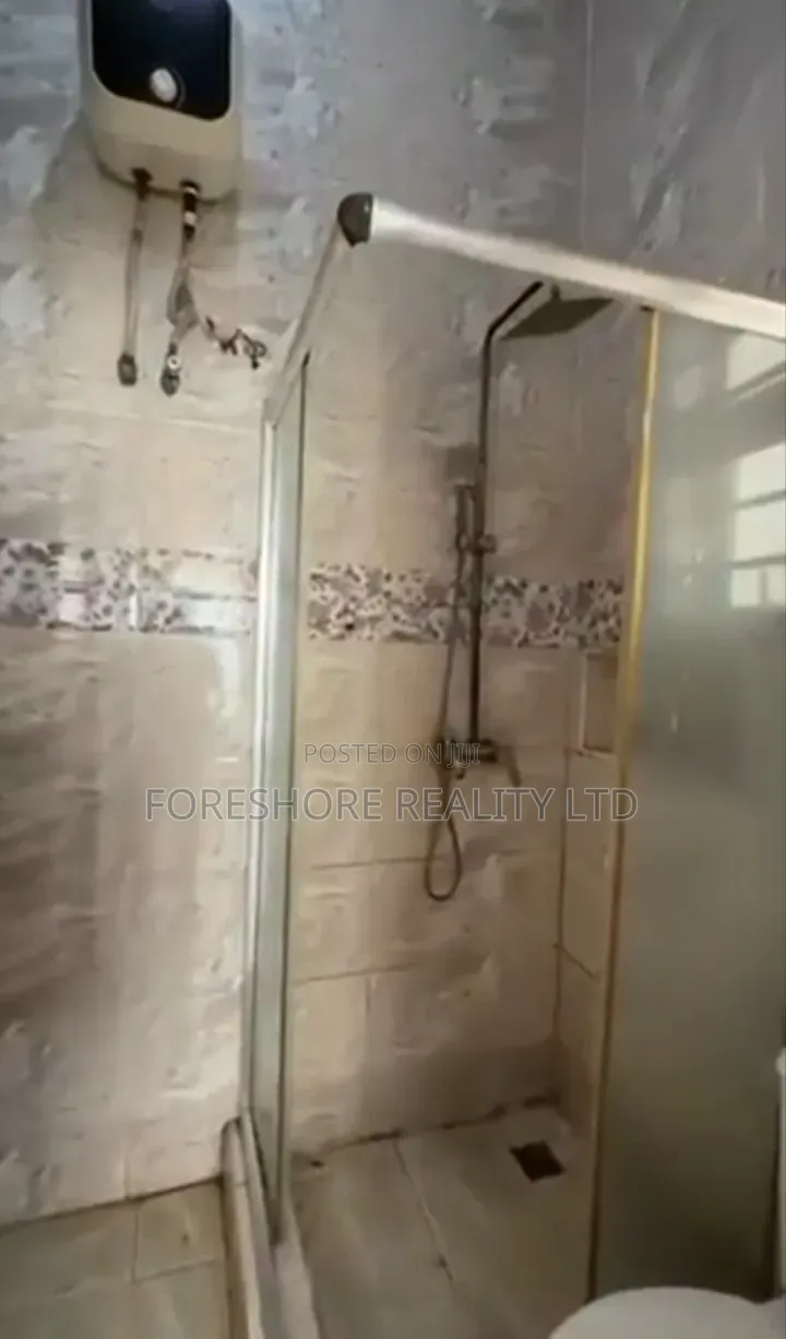 Studio Apartment in Lekki Phase 1 for rent