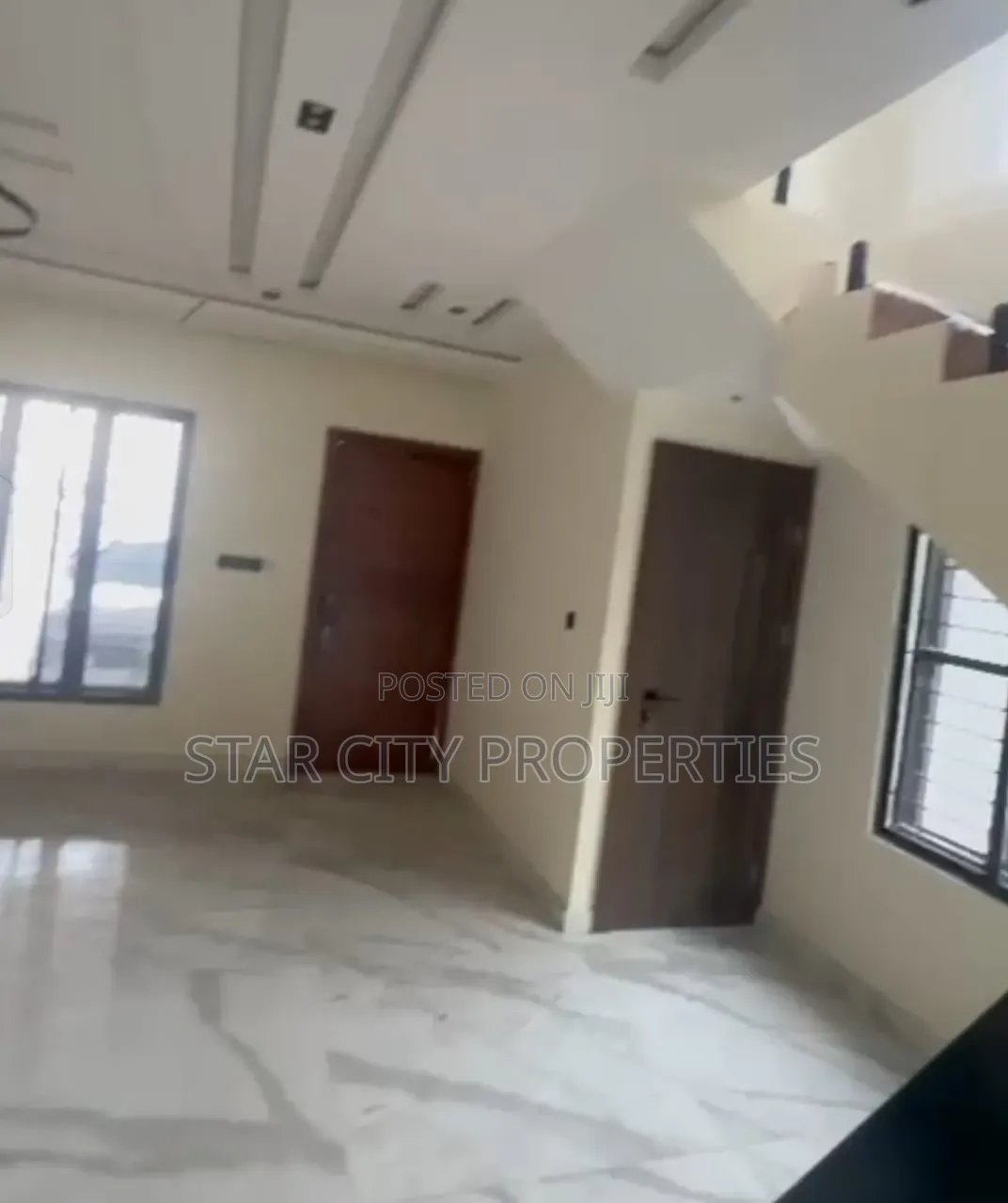 4bdrm Townhouse / Terrace in Omole Phase 2 for rent