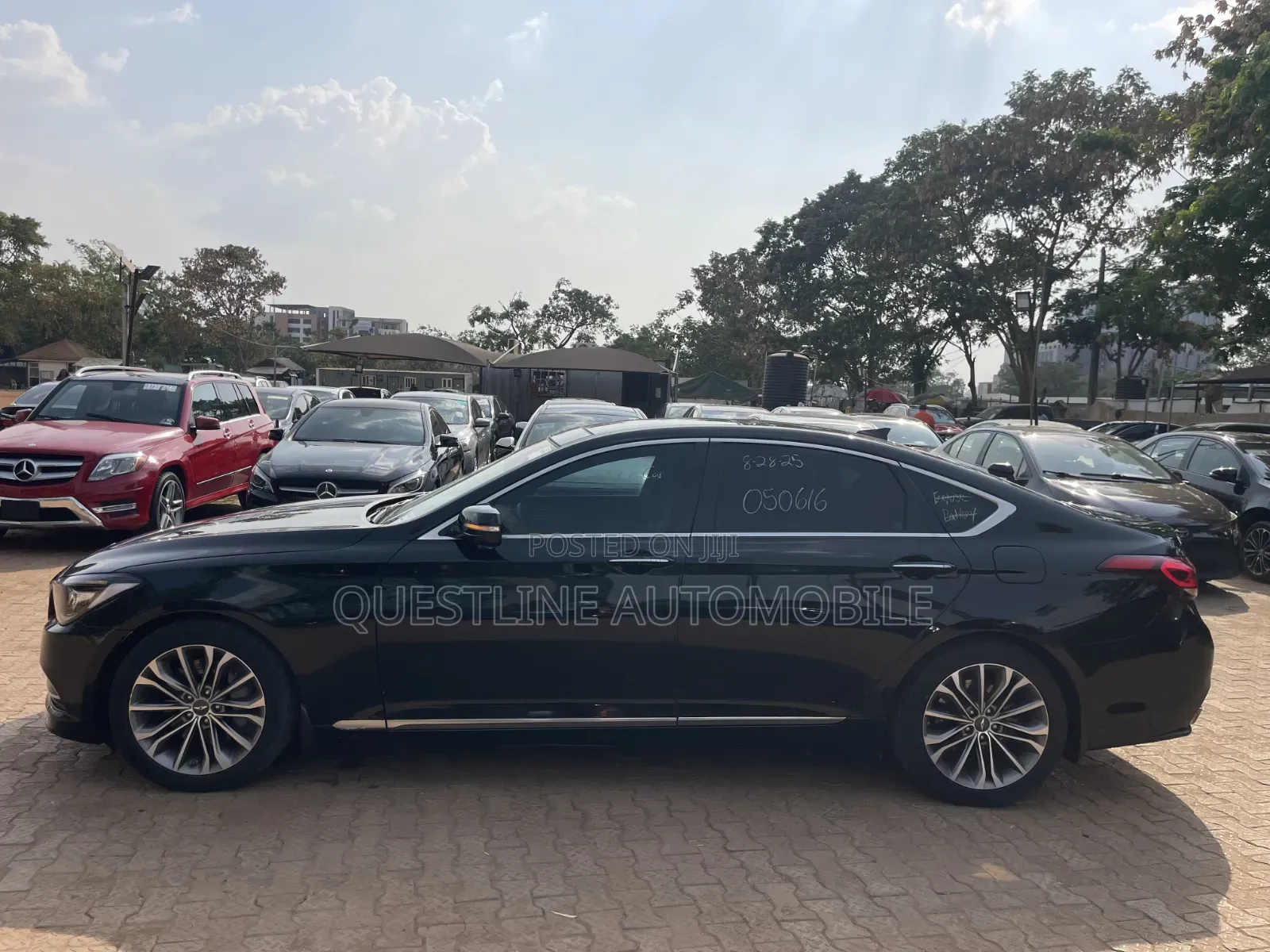 Genesis G80 2016 Black