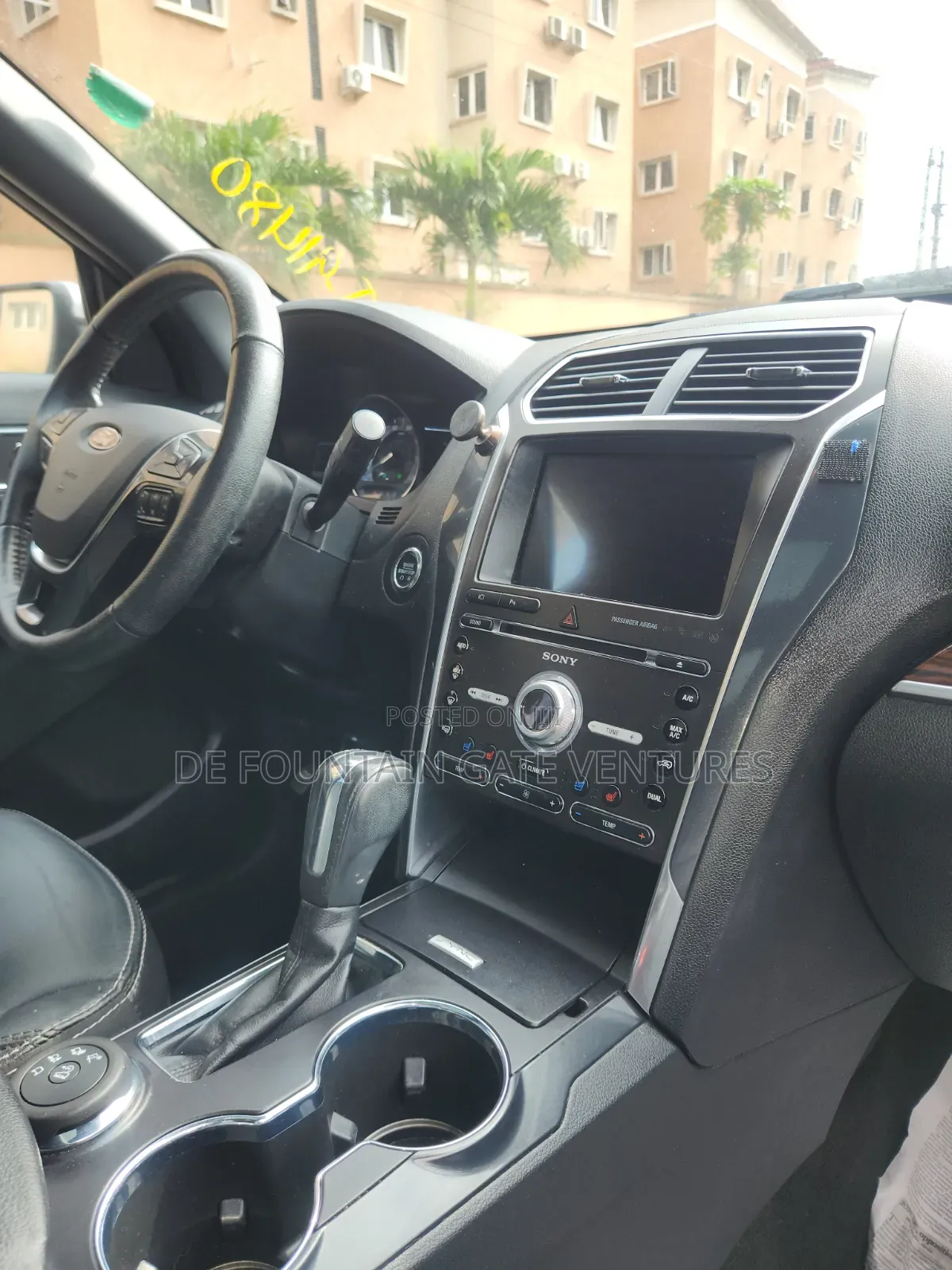 Ford Explorer 2018 Silver