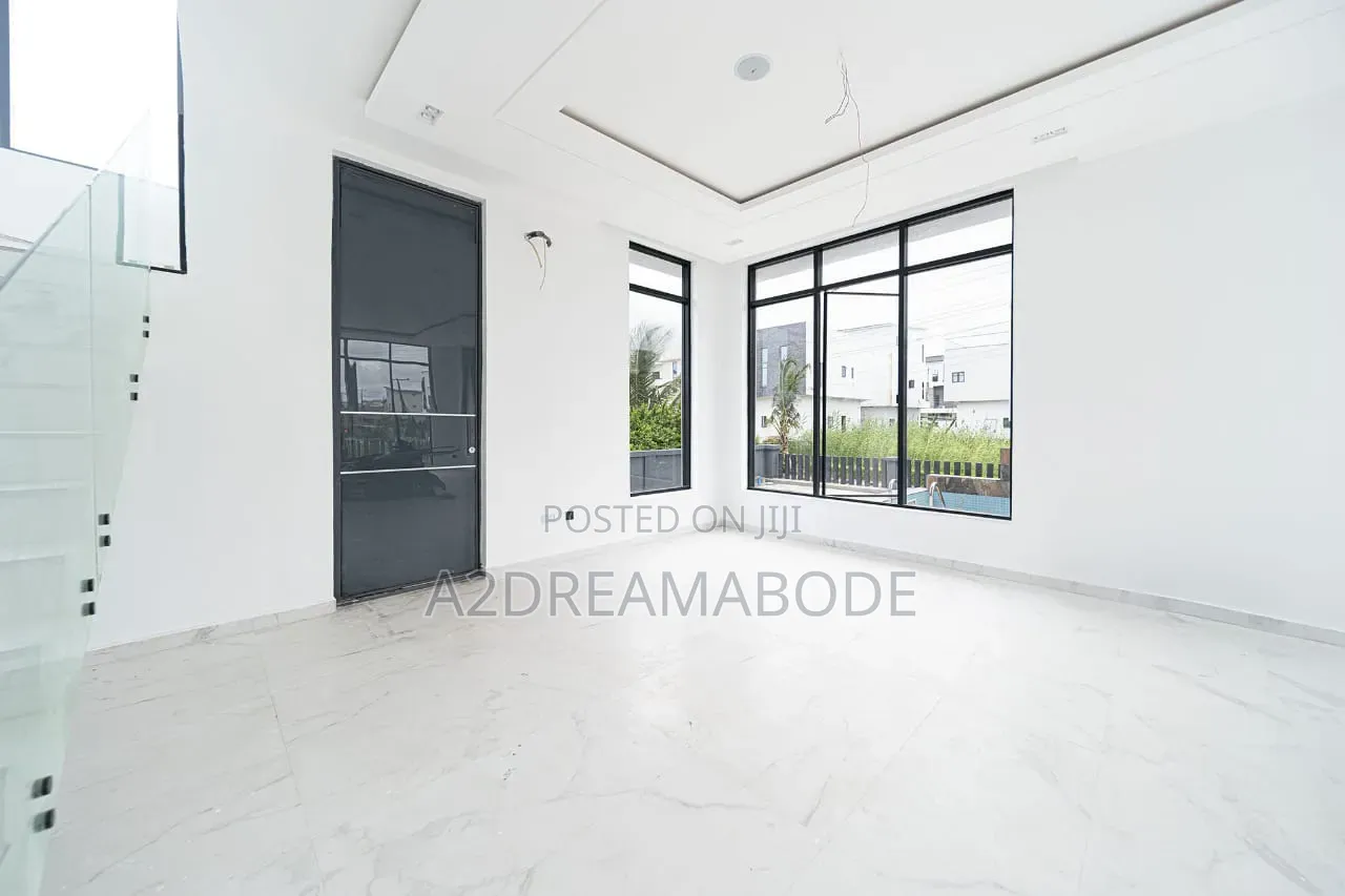 5bdrm Duplex in Lekki, Osapa london for sale
