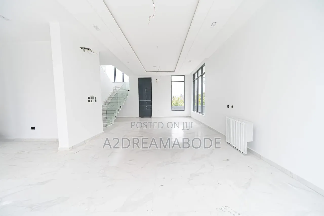 5bdrm Duplex in Lekki, Osapa london for sale