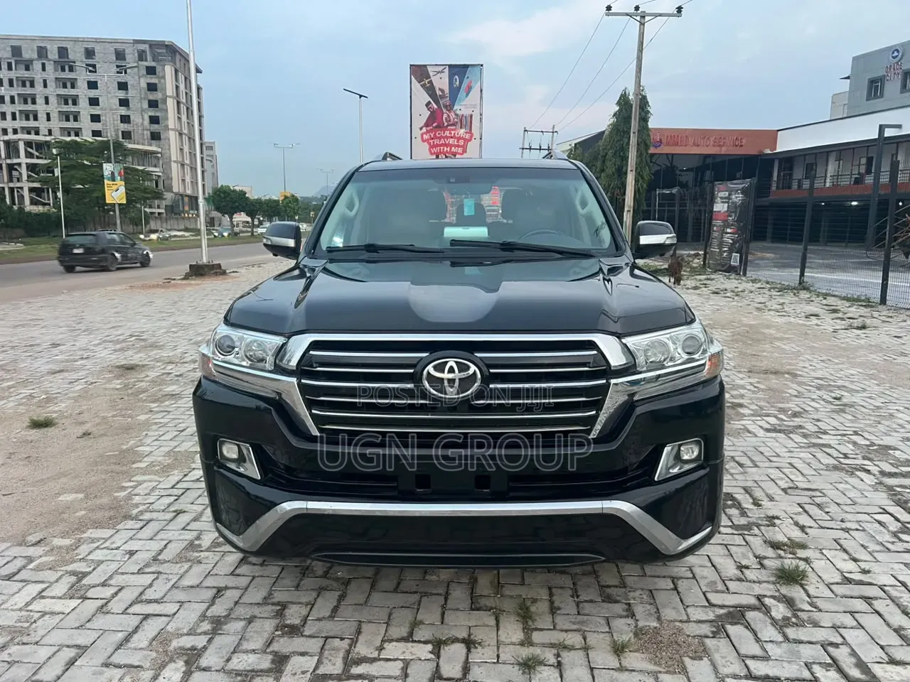 Toyota Land Cruiser 5.7 V8 VXR 2018 Black