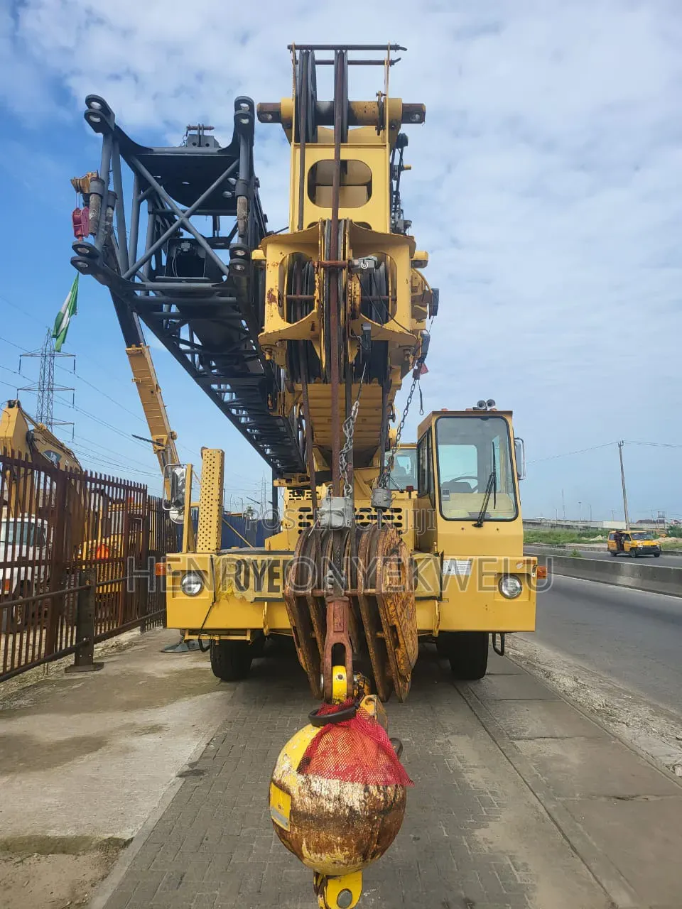 120 Tons Groove Mobile Crane