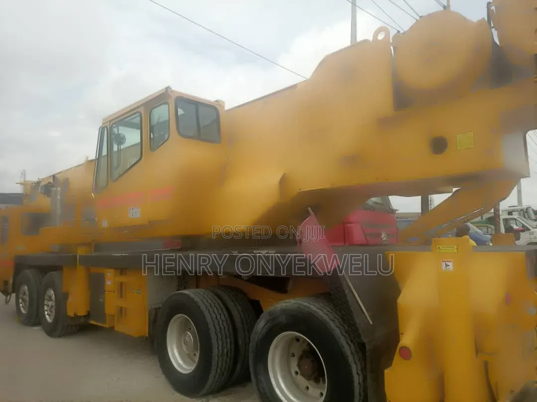 120 Tons Groove Mobile Crane